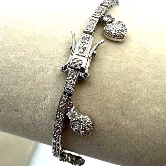 925 Sterling Silver Bracelet With Heart & Star Charms Cubic Zirconias    M12 - Picture 4 of 7